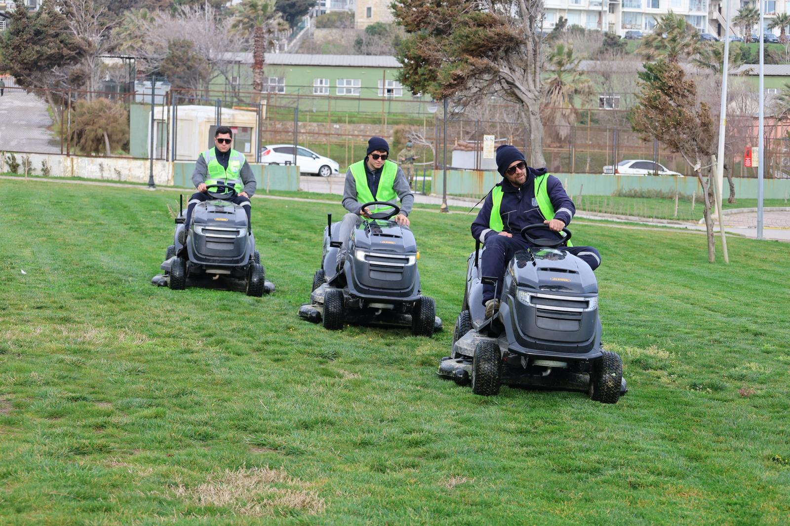 Park ve Yeşil Alanlar Yaza Hazırlanıyor